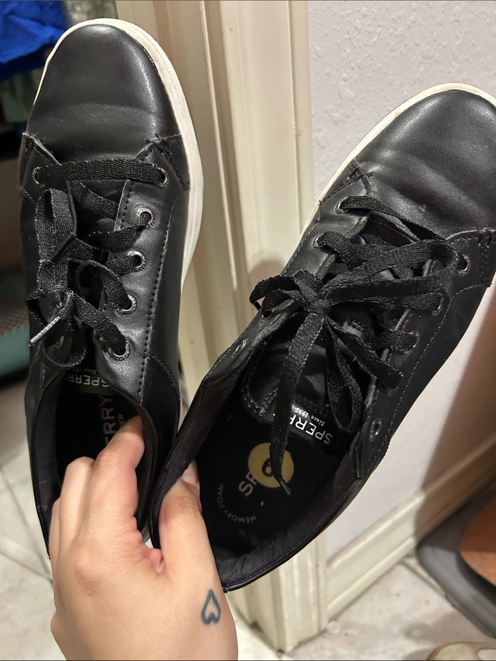 Sperry Black Leather Low-Top Lace-Up Sneakers